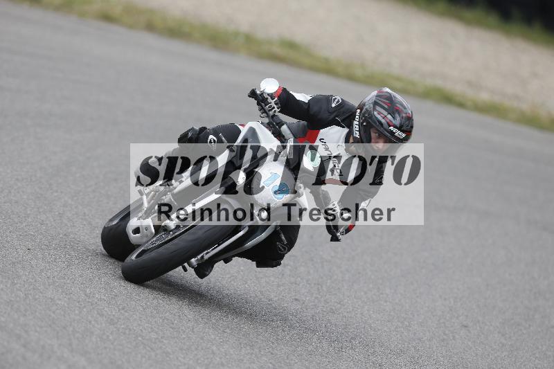 /09 19.04.2026  Caremotion get faster ADR/Gruppe gruen/18